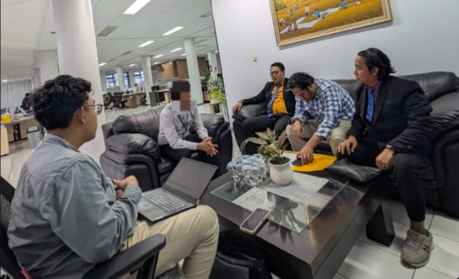 Laptop dan Coding